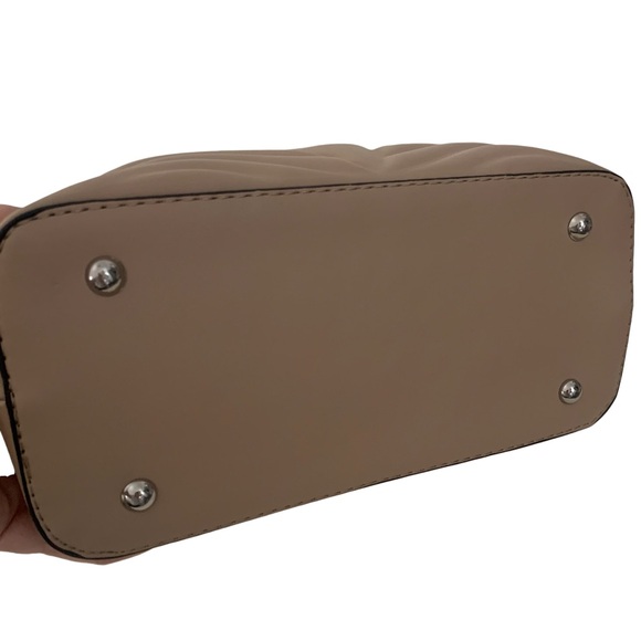 NEW Faux Leather 2-Piece Double Section Crossbody/Shoulder Bag Chevron Pattern - Picture 8 of 8